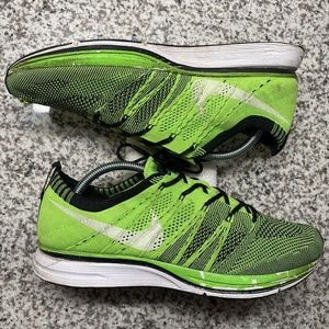 Nike Flyknit Trainer Electric Green/Black Men’s Size 9.5 [532984-301] Running